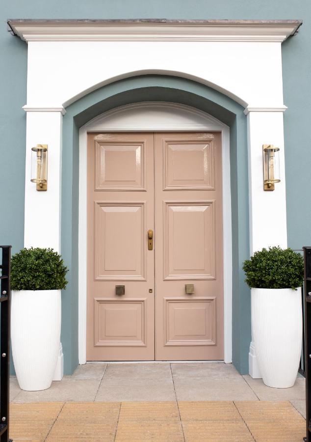 John Lewis Apartment อาแบร์ไรรอน ภายนอก รูปภาพ