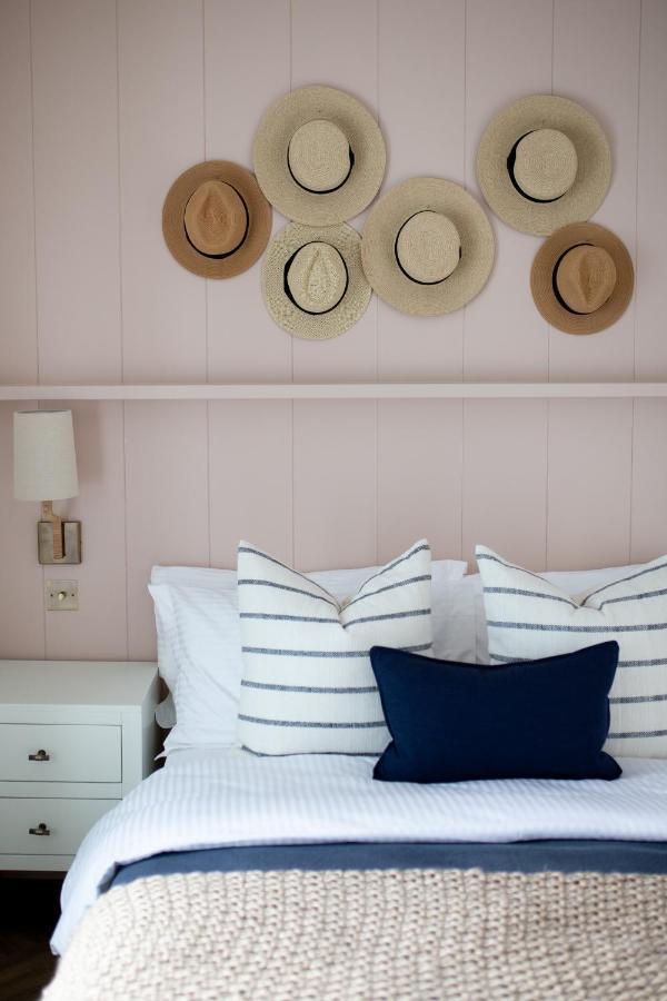 John Lewis Apartment อาแบร์ไรรอน ภายนอก รูปภาพ